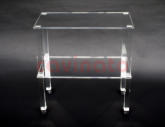 Tavolino in Plexiglass con ruote